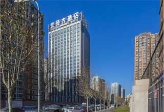 保健品盒薄膜成型机设备